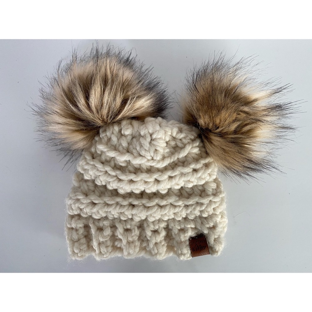 Stiches & Moor Double Pom Faux Fur Beanie Hat Natural Wool White
